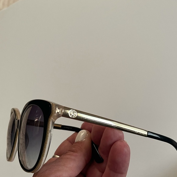 Gucci sunglasses main image 5